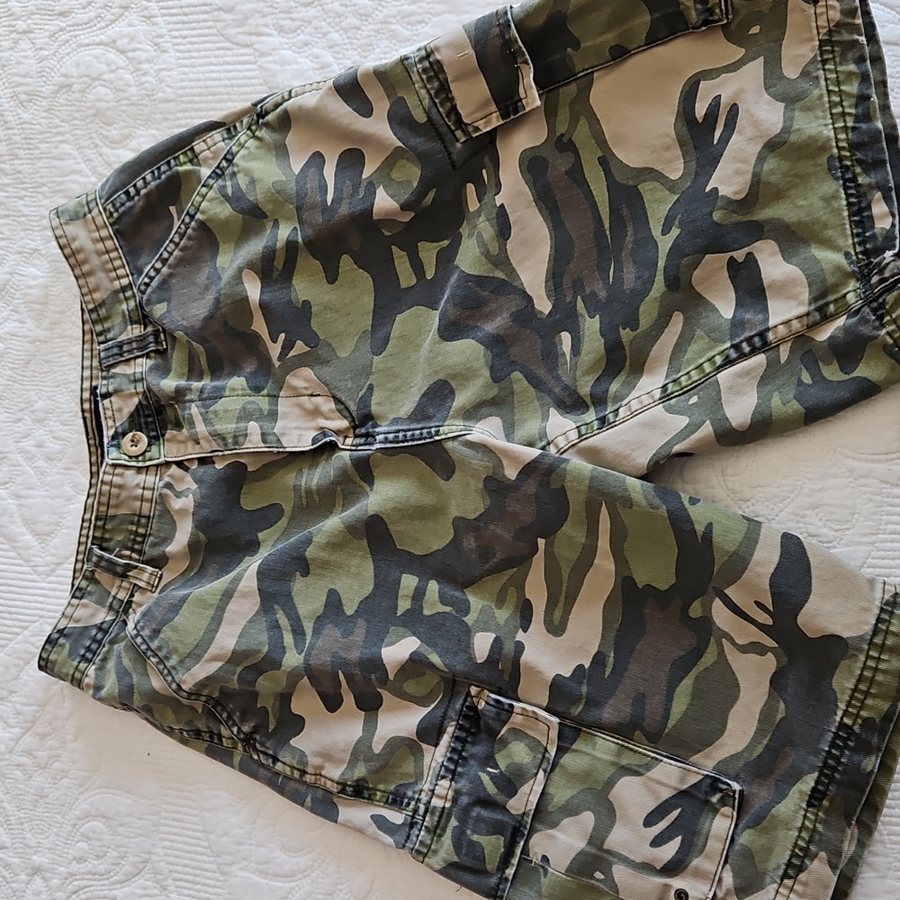 Bugle Boy cargo shorts